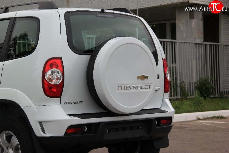 1 779 р. Чехол запасного колеса Chevrolet V3 Chevrolet Niva 2123 дорестайлинг (2002-2008) (Окрашенный)  с доставкой в г. Таганрог