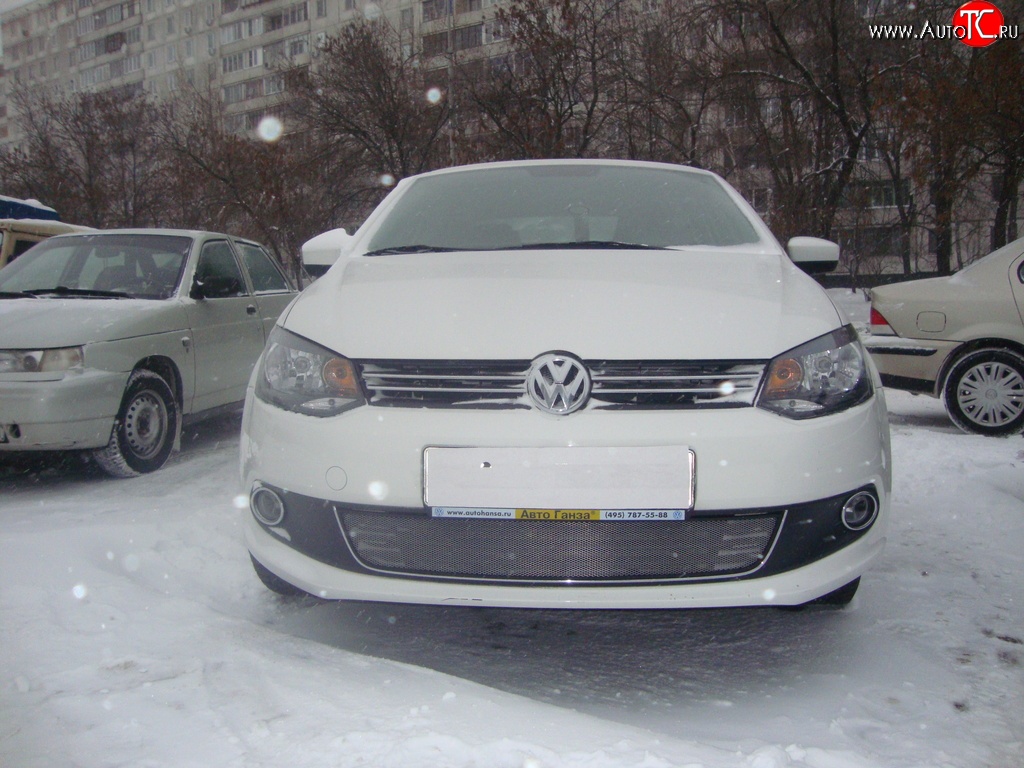 2 189 р. Сетка на бампер Russtal (хром) Volkswagen Polo 5 седан дорестайлинг (2009-2015)  с доставкой в г. Таганрог