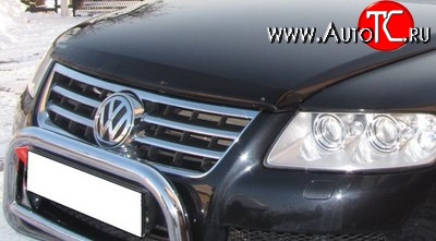 2 879 р. Дефлектор капота NovLine  Volkswagen Touareg  GP (2002-2010) дорестайлинг, рестайлинг  с доставкой в г. Таганрог