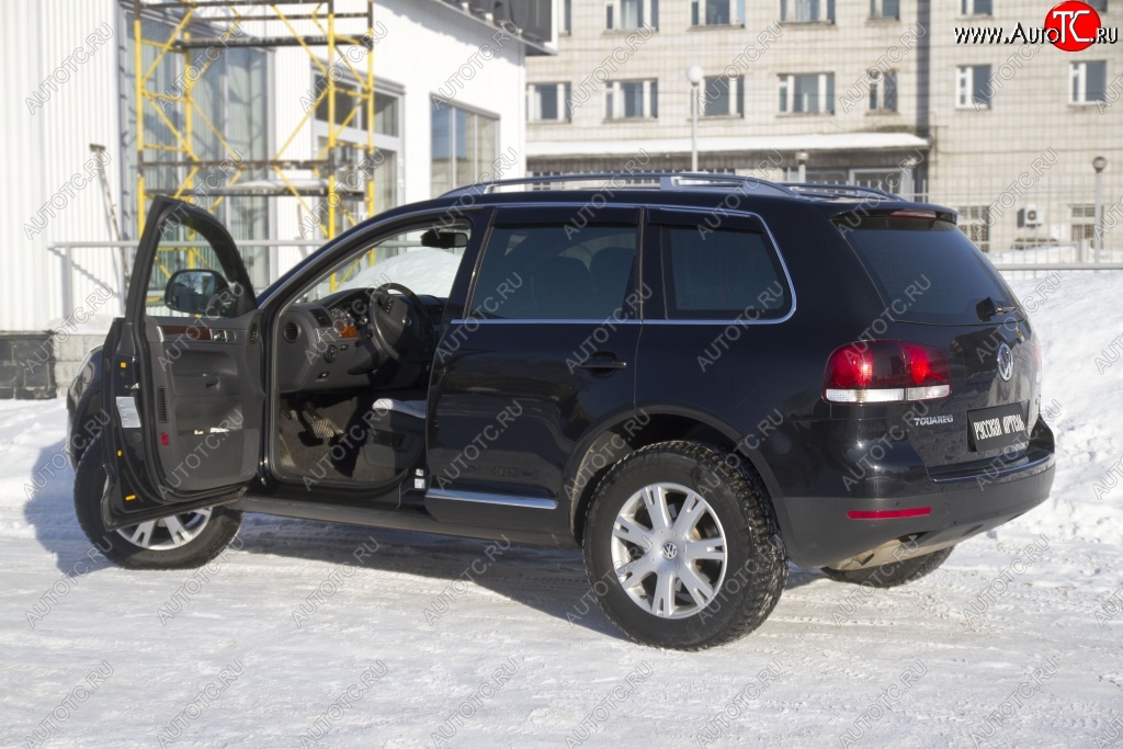 1 649 р. Накладки на внутренние пороги передних дверей RA  Volkswagen Touareg  GP (2006-2010) рестайлинг  с доставкой в г. Таганрог